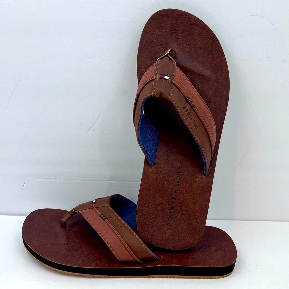 TOMMY HILFIGER, DAVIDSON-T MEN’S LIGHT BROWN FLIP FLOPS, SIZE 9M - Picture 1 of 15